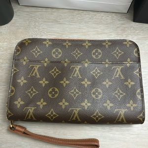 Louis Vuitton Orsay Leather Clutch Bag